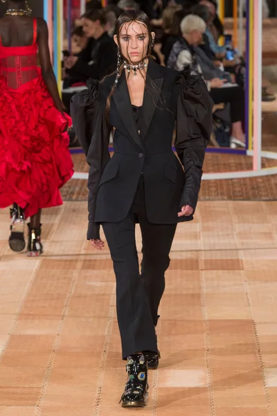 Look 40